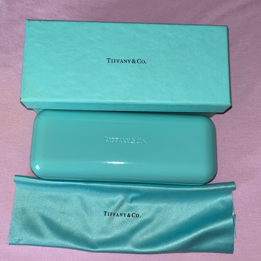 Tiffany & Co. hard shell eyeglasses case with box and cloth